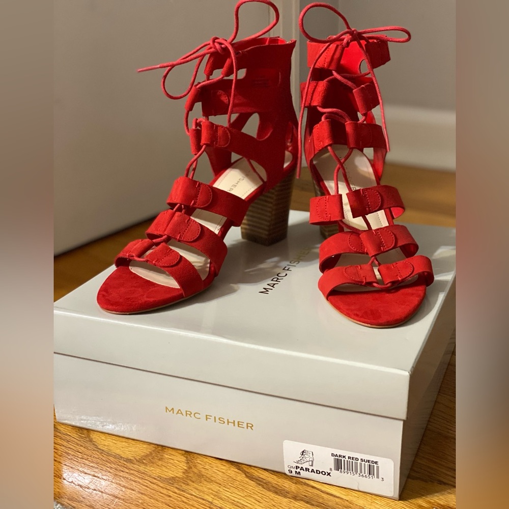 Marc Fisher red suede lace up block heel sandals Sz 9